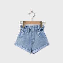 Load image into Gallery viewer, High waisted Denim shorts
